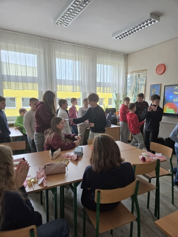 a6f127b6-a0cf-4e90-814c-344f2d38dec2