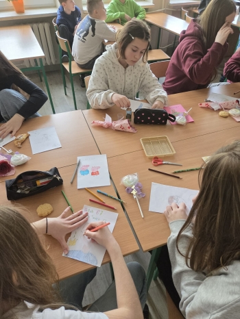 ccab6943-6c60-4a64-8b79-87c365d2b7e3