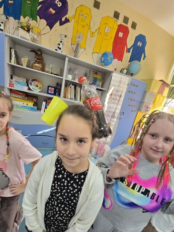 c49b67c2-b5e2-4033-844d-fedc70e33fb5