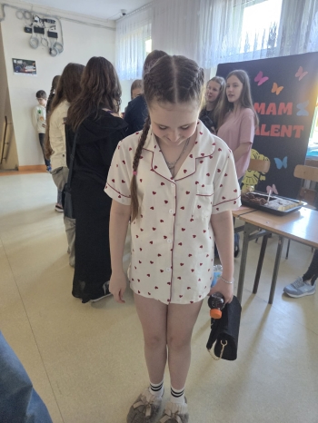 c8673b30-6c1b-4b16-b05c-8ac1c1b974b7