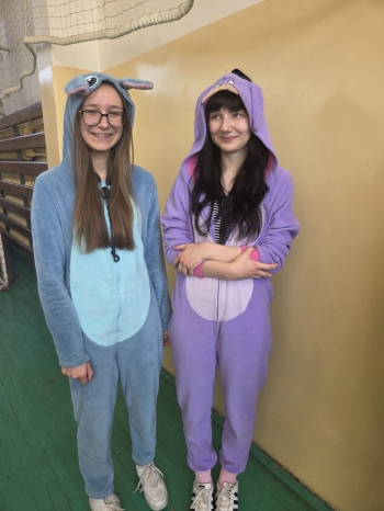 e35e5ad1-7284-456b-afe1-5dd0c7e7033c