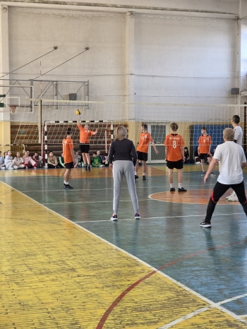 f63c75f7-d7ed-4886-92ab-327a66aa8f97