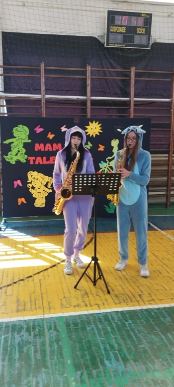 60ff5f1b-be93-4e09-a5ef-8bd05c77f21f