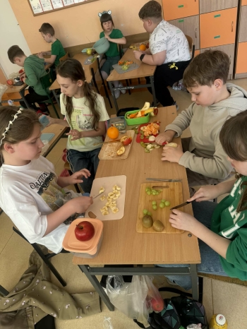 7ace0e76-3def-46a6-8eb0-dff8c2ac5467