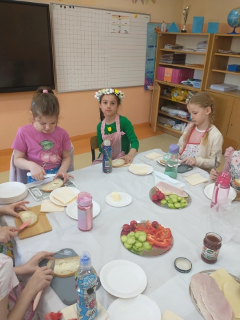 71cbb83b-f3e3-4285-acf9-58667f009929