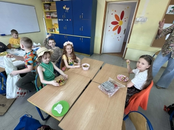 e7ff69ef-2a2f-4f1c-a09c-19fb0e0c57df