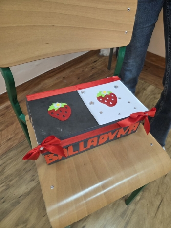 87b5b1d6-b0f0-4677-b5d4-a8605c84d794