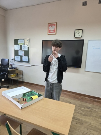 941ab3e8-1b99-411d-8dee-f5f048115441