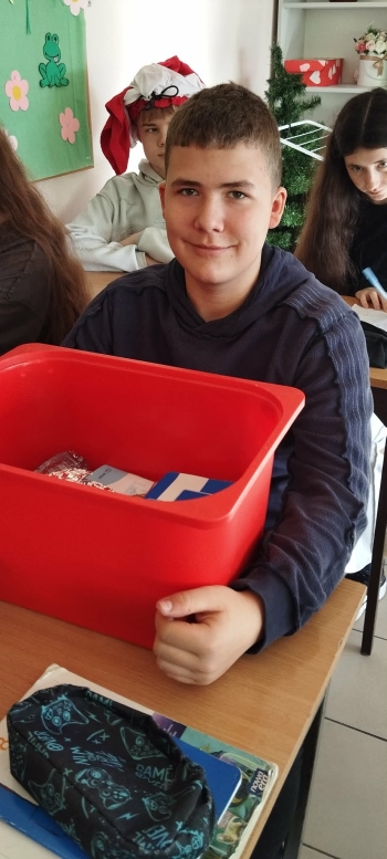 438be95f-99dc-4652-b2a5-f37c4bbd7a0c