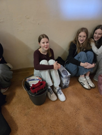 d2da8019-1f0a-41a1-a424-2a5f4e5b6d24