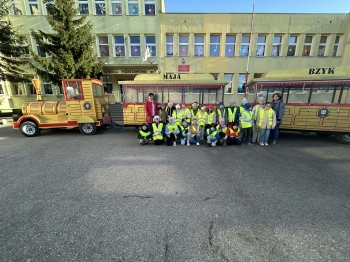 5c6203df-8dca-47e4-b3dc-81515e5a8f32