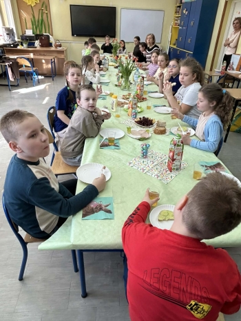 98fb473f-0842-4595-bcd1-f6e714f5534c