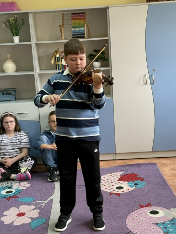 b6dec958-b52c-4ee9-b95d-1e4013be07ae