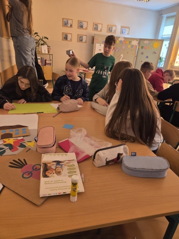 a6f47e0c-c80e-4175-9e0a-c7eb0ab106b1