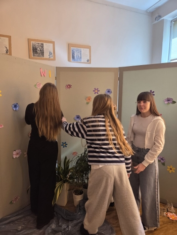 63d8a295-4bfd-43dc-a7bc-79e5135b6d4d