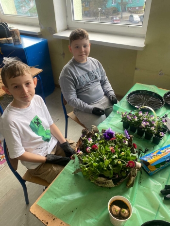 2a967726-3f9b-4d0f-b55c-ee7128056b13