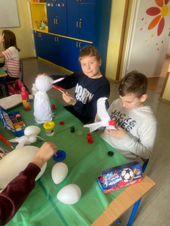 d7c17fb3-d49e-4715-8c80-381dea4c22cb