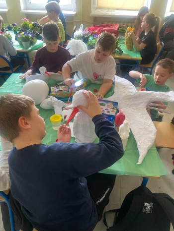 f4d8444c-49ba-483f-950a-6babb38186b3