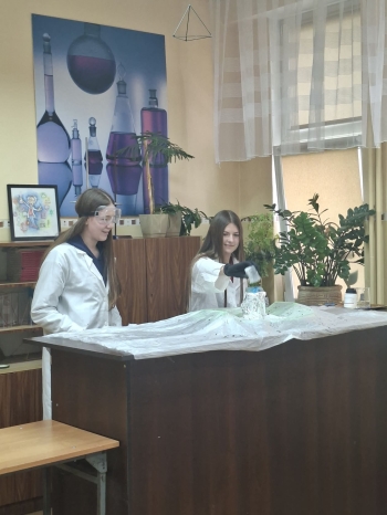 794ababd-d700-49a1-b2d9-1da8741a1393