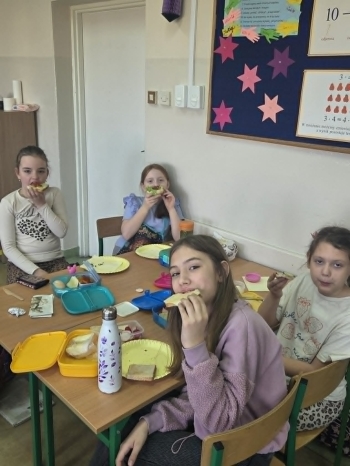 65ee2db5-874c-48c2-895e-577b422f958d