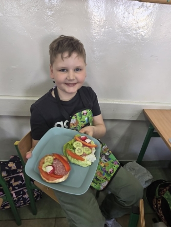 7022698d-a6f2-4732-9f4e-6d5ceb83dd1b