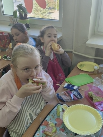 c686b637-ca6c-444c-82b3-6fcafb2ef55d