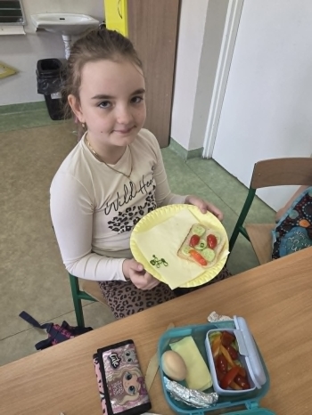 feb48aa9-1015-4ddf-a24f-ecc65786e561