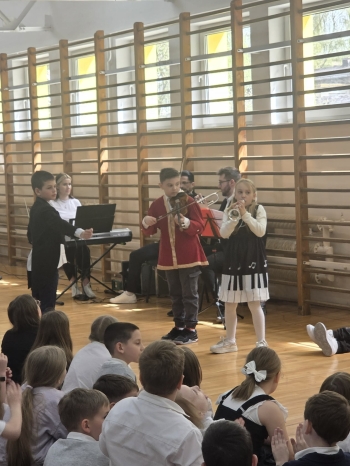 87a06a02-7a38-4cc3-9fbe-bd3acef7a566