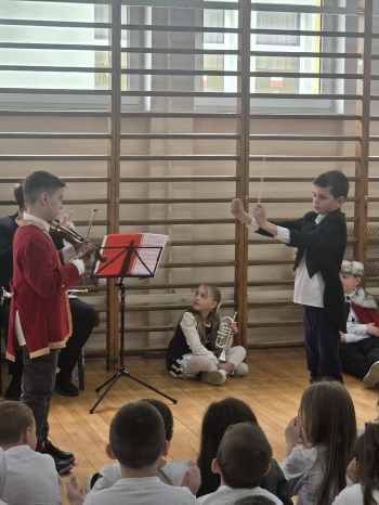 322db3c1-788f-4c1d-80ef-97fa1c48f717