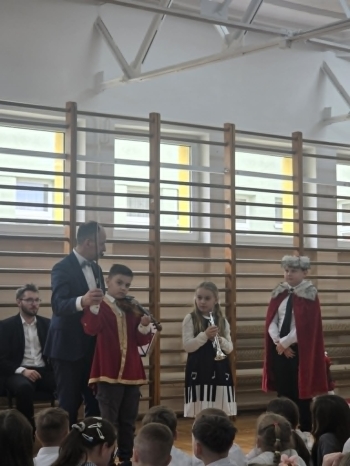 ae41c3e3-13e2-4edb-b1fe-7a66dfa9ce0c