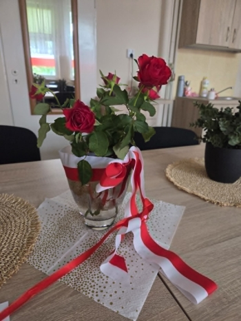 6383beed-e4d2-417a-ad8b-65dfb103eb41