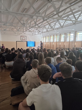 e1327a7b-cc5c-4163-b7ea-ed897fc492c2