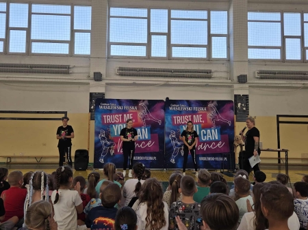 5 września odbył się pokaz taneczny dla uczniów klas I-III w wykonaniu  Szkoły Tańca Wasilewski Felska.