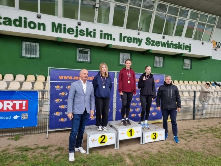 Zawody lekkoatletyczne dla szkół podstawowych