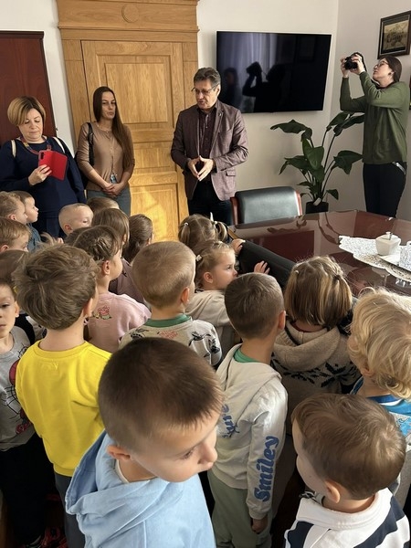 Księżyce” z wizytą w Urzędzie Miasta