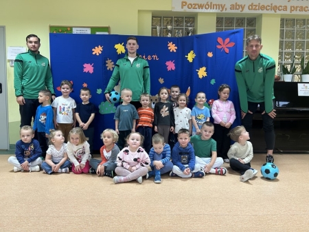 PRZEDSZKOLAKI Z MŁAWIANKĄ