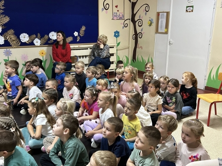 Spotkaniu z Panią Justyną Koronowską z Powiatowej Stacji Sanitarno-Epidemiologic...