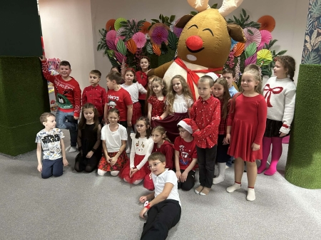 Z okazji mikołajek uczniowie klasy 2d wybrali się do Motylkowa.