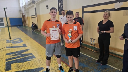 Chłopcy z klas siódmych i ósmych zajęli III miejsce w Mistrzostwach Powiatu w Piłce Siatko